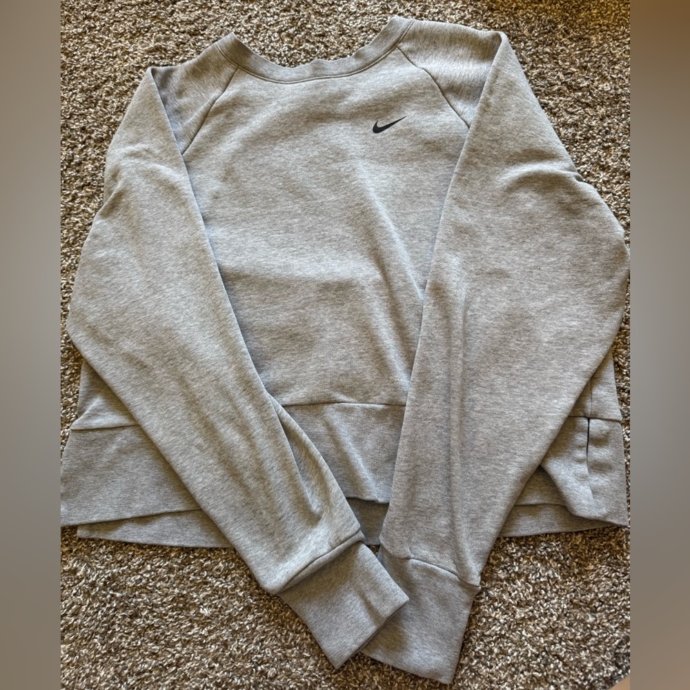 Nike Women's Heather Gray Sweatshirt